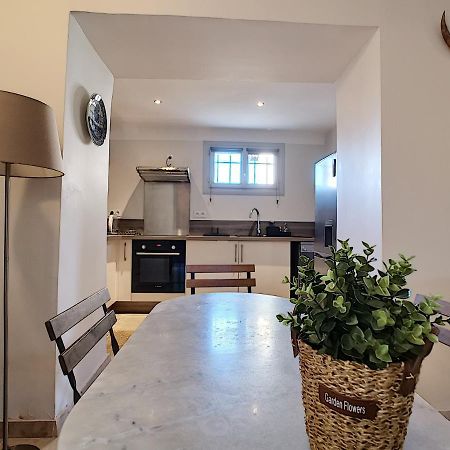 Appartement Avec Terrasse En Centre Ville De Saint Remy De Provence Exterior foto