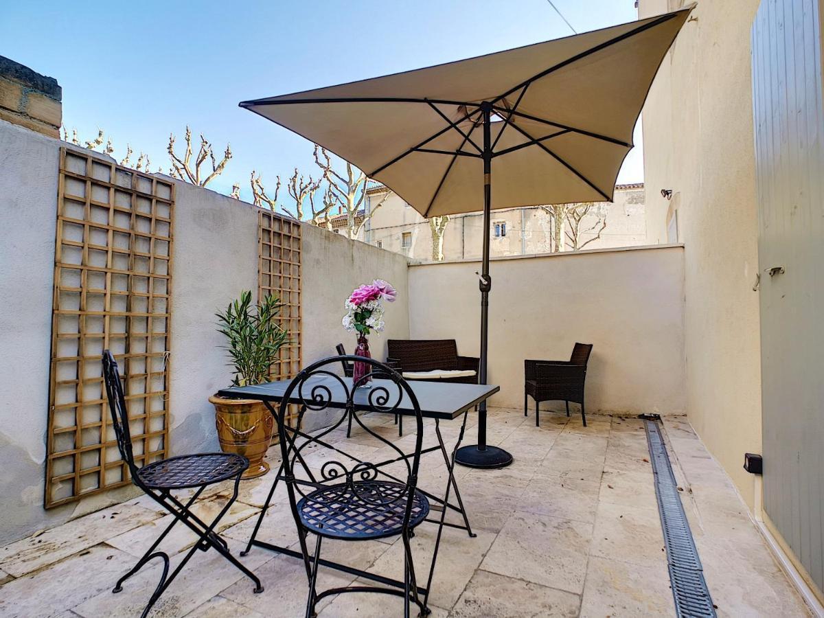 Appartement Avec Terrasse En Centre Ville De Saint Remy De Provence Exterior foto