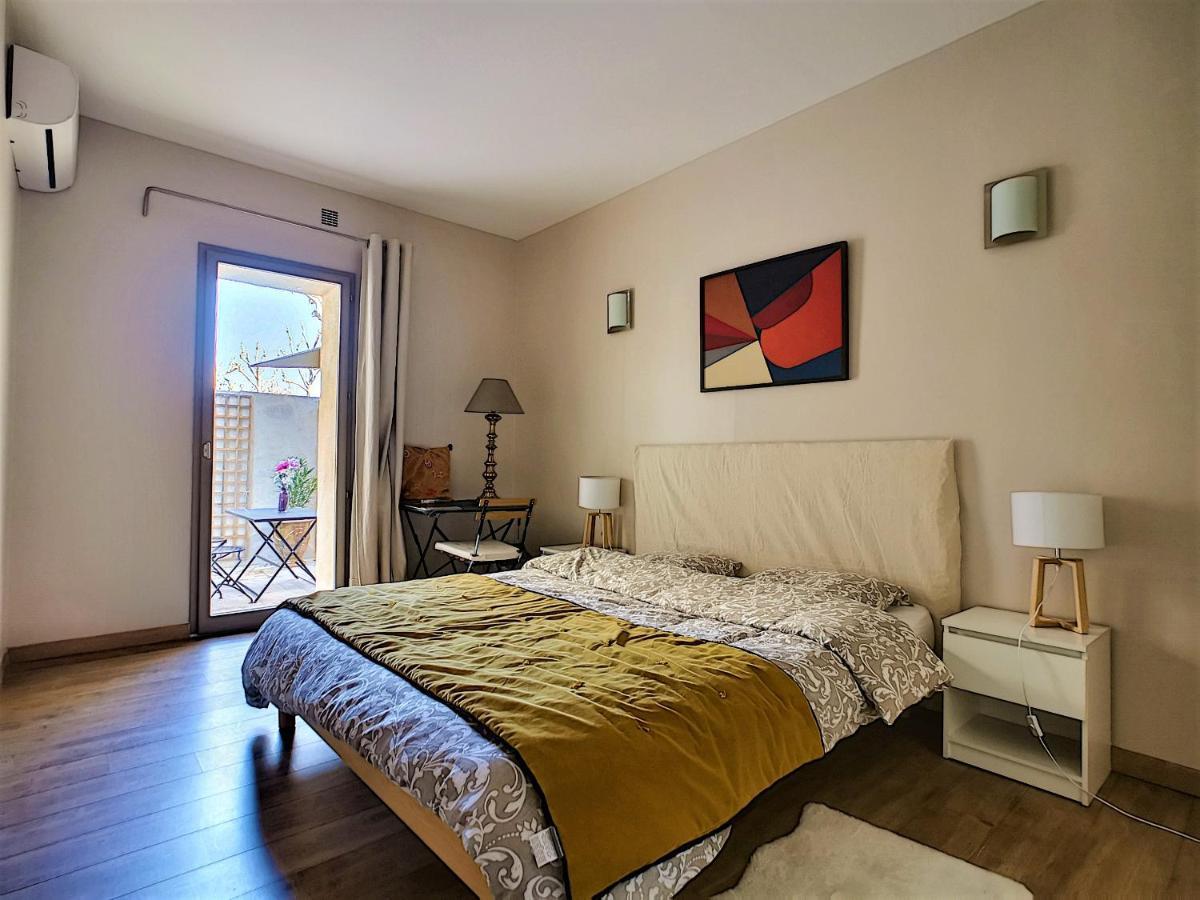 Appartement Avec Terrasse En Centre Ville De Saint Remy De Provence Exterior foto