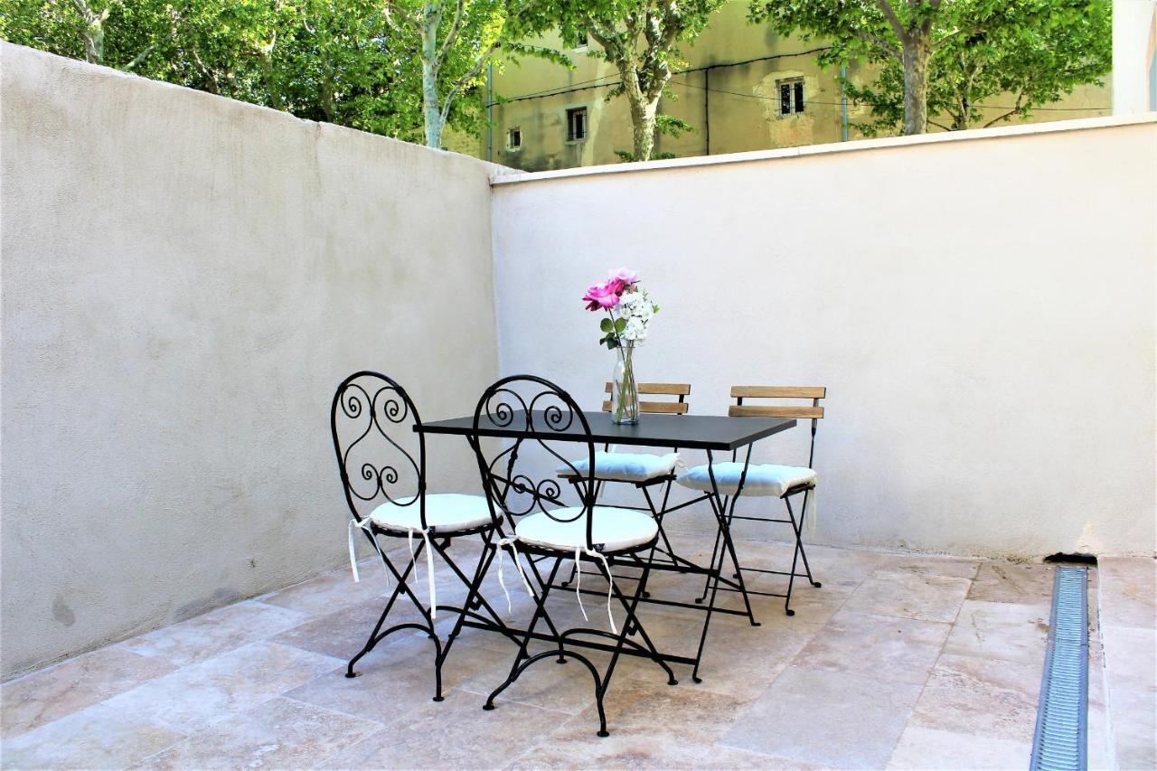 Appartement Avec Terrasse En Centre Ville De Saint Remy De Provence Exterior foto